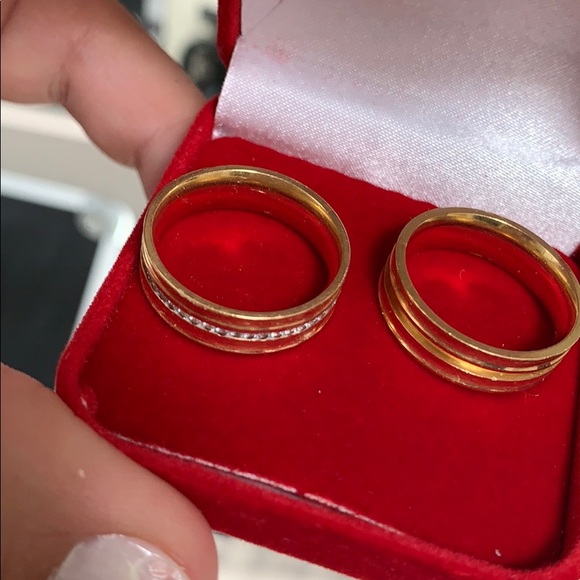 18k gold wedding rings - Picture 2 of 5